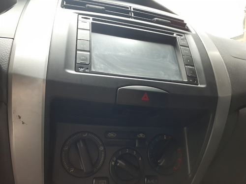 Imagem 14 de 15 de Nissan Livina