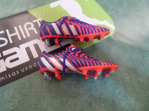 Chuteira adidas Predator Mista Profissional.