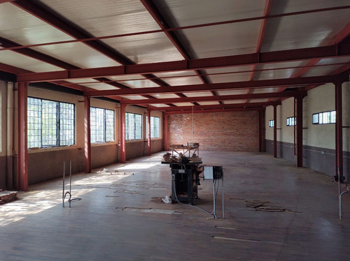 Venta Edificio Bien Ubicado En San Pedro De Los Pinos