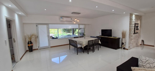Casa En Venta En La Concepcion De Lujan
