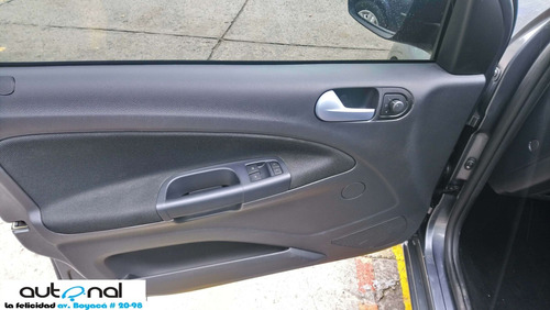 Volkswagen Nuevo Gol Comfortline 1600 Cc Mecanico 2021