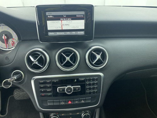 Imagen 20 de 25 de Mercedes Benz A200 1.6 Turbo