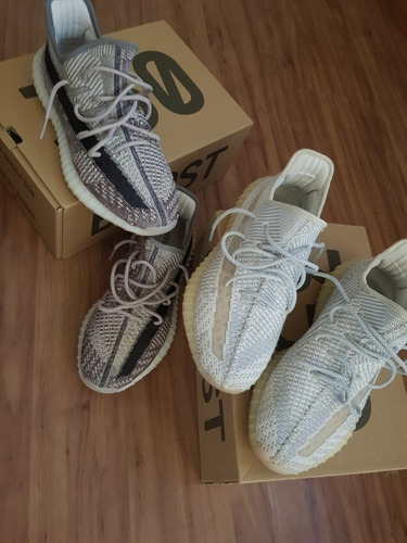 Dois Yeezy 350 Lundmark E Zyon