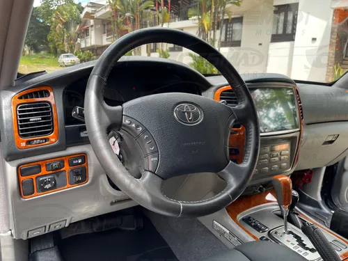Toyota Land Cruiser 4.7 Vxr Uzj100 Imperial