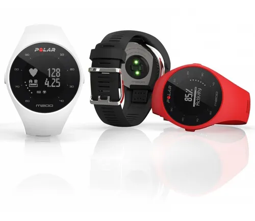 Reloj Pulsómetro Running Polar M200 Gps Sensor Muñeca Color Del Fondo Rojo