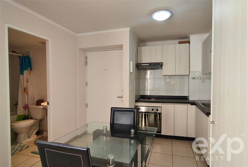 Vive O Invierte Depto. En Venta De 1 Dorm. Estación Central