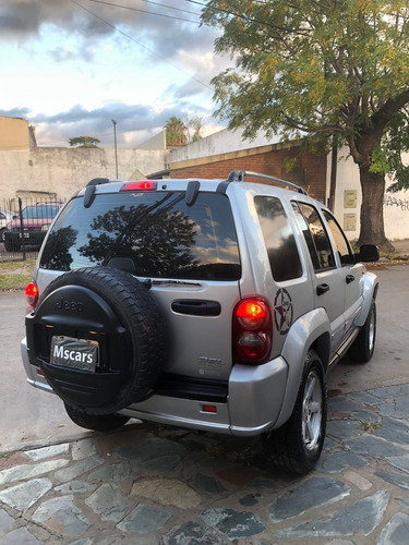 Imagen 4 de 12 de Jeep Cherokee Limited