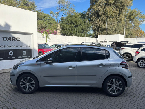Peugeot 208 1.6 In Concert