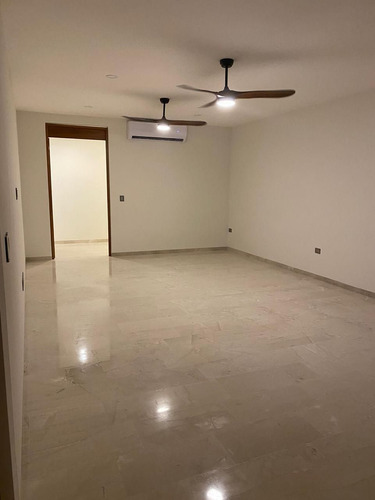 Espectacular Propiedad En Venta En Privada Merida Altabrisa (nvc-2372)