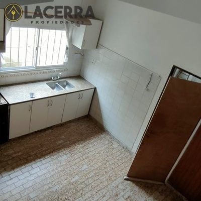 Imagen 5 de 15 de Muy Lindo Ph 3 Amb En 2 Plantas, Cochera Y Patio