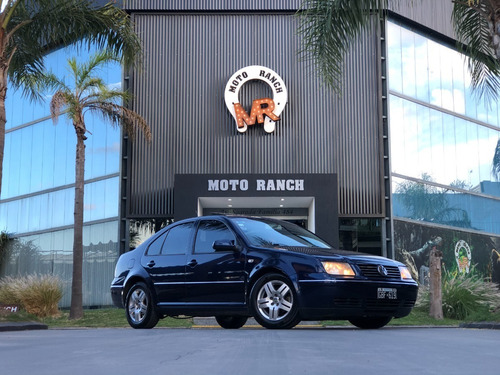 Volkswagen Bora 2007 Trendline 2.0 Con Gnc Y Pantalla Dvd !