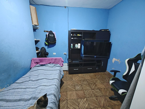 Casa En Venta En Isidro Casanova