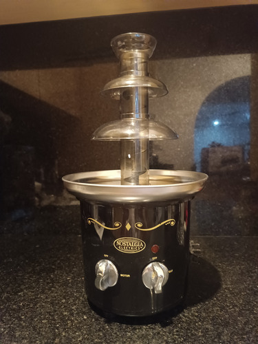 Fuente De Chocolate 3 Niveles Marca Nostalgia Como Nueva (Usado)