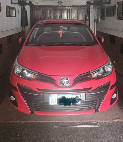 Toyota Yaris 1.5 107Cv Xls Pack Cvt Sedan