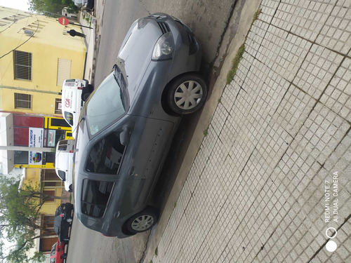 Renault Clio 1.2 Authentique Pack I 75cv 2012