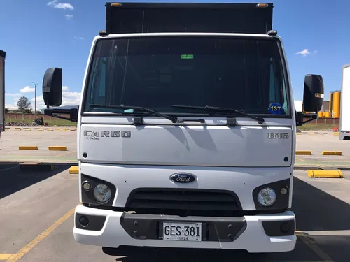 Camion Ford Cargo 816 Todo Original. Furgon Multipuertas