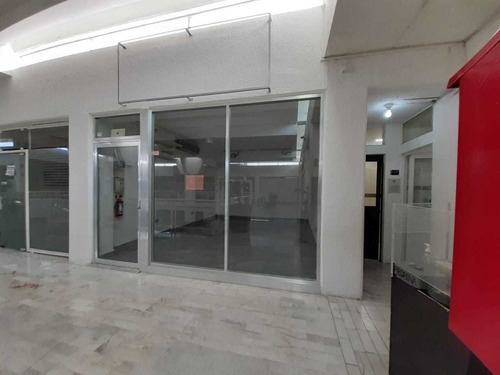 Imagen 1 de 2 de Se Renta Local Comercial En Plaza Galerias
