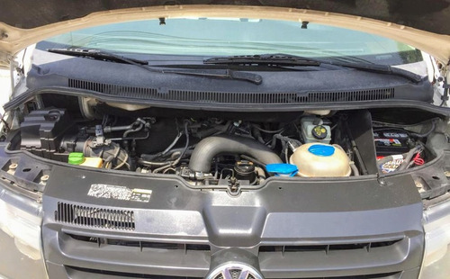 Volkswagen Transporter T5 17 Pasajeros 2013
