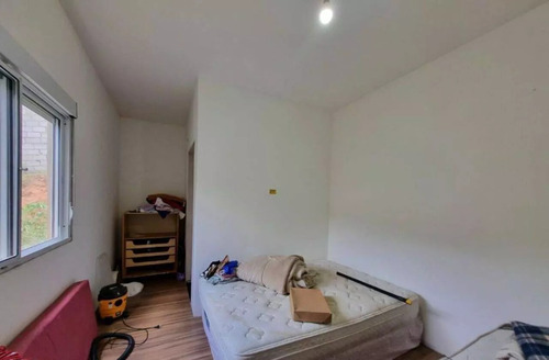 Casa Com 4 Suítes Em Condomínio