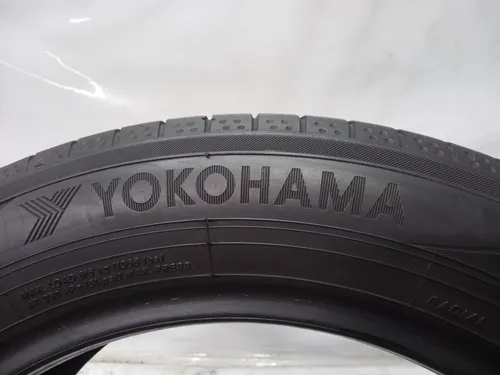 Neumatico Yokohama Bluearth 205 55 R16 91w