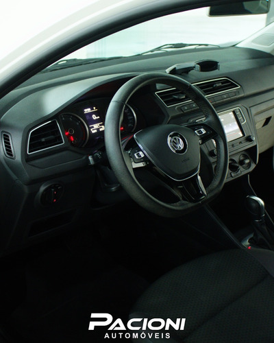Volkswagen Voyage 1.6 Mi Comfortline 8v