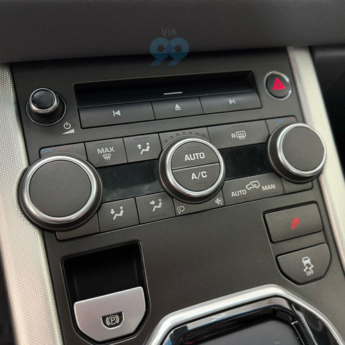 Land Rover Evoque DYNAMIC 5D