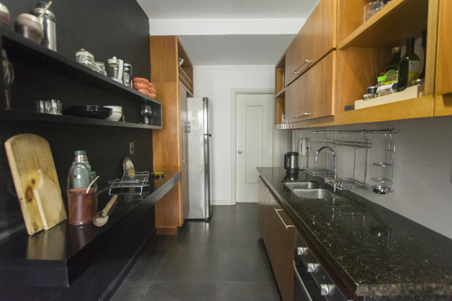 Imagen 14 de 16 de Venta Apartamento 3 Dormitorios Centro ¡piso Alto,a Metros De La Intendencia, Reciclado A Nuevo, Ideal Vivienda U Oficina!