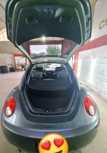 Imagen 3 de 20 de Volkswagen New Beetle 2008 2.5 Sport