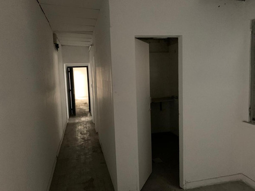 Imagen 19 de 30 de Local Comercial Y Galpón 1450 M² Cub. - Frente A 3 Calles Sobre Avenida - S.justo (ctro)