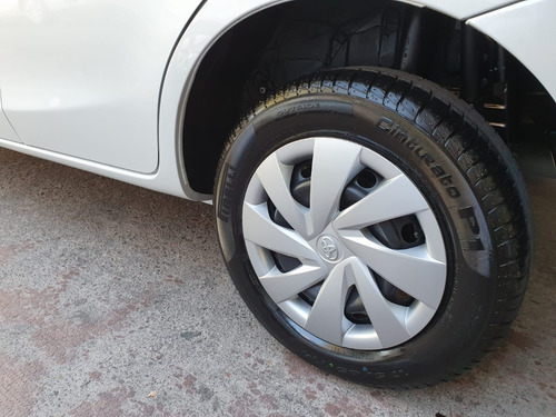 Imagen 16 de 20 de Toyota Etios X 1.5 0km 2023
