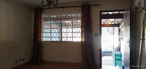 Imagem 2 de 14 de Casa - Sobrado- 2 Dorm 1 Vaga 2 Banheiros Churrasqueira