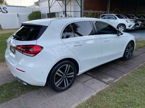 Imagen 3 de 5 de Mercedes Benz A 200 2019