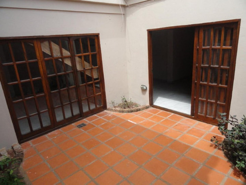 Imagen 13 de 27 de Imponente Casa En Venta En Barrio Altos De Bella Vista