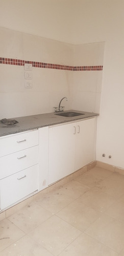 Imagen 9 de 11 de Inmueble Planta Alta 400 M2, Ideal Oficinas, 50 Entre 7 Y 8