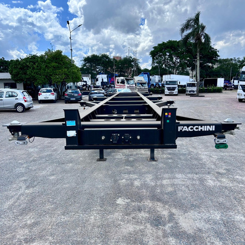 Carreta Bug Porta Container Facchini 12 Pinos 40 Pés 2025