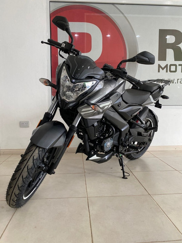 Imagen 2 de 8 de Bajaj Rouser Ns 200
