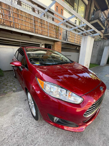 Ford Fiesta Kinetic Design 1.6 Titanium 120cv 2015