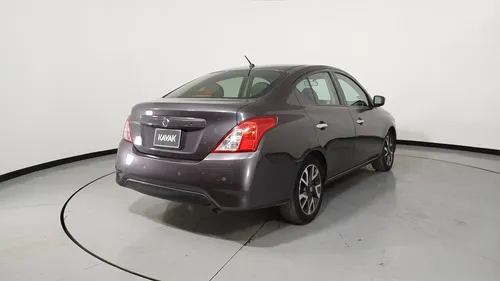 Nissan Versa 1.6 EXCLUSIVE AUTO