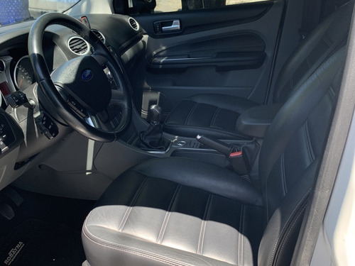 Ford Focus Ii Guia Mt (impecable)