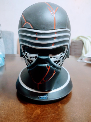 Casco Kilo Ren Star Wars Palomera Cinemex 