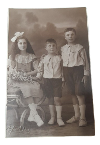 Antigua Foto Postal Tres Niños Elegantes