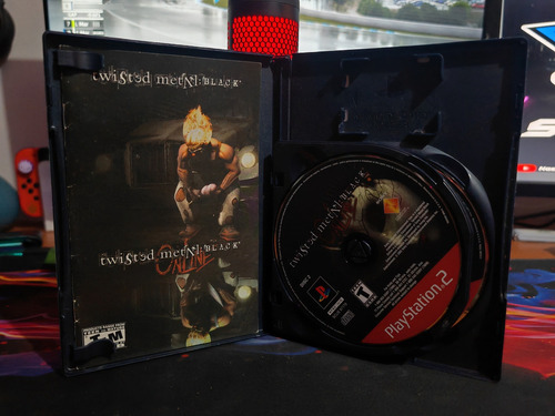 Twisted Metal Black Ps2 Bonus Disc (Reacondicionado)
