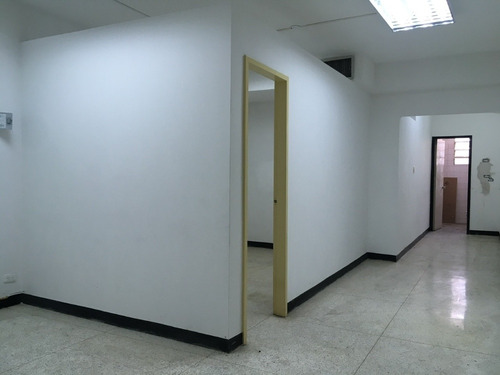 Imagen 8 de 11 de Cb Oficina En Alquiler En La Campiña 36m2