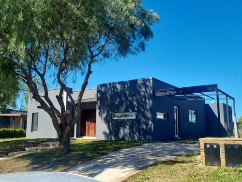 Venta Casa Barrio Cerrado San Sebastian,209 M2 Cub 1000m2 Lo