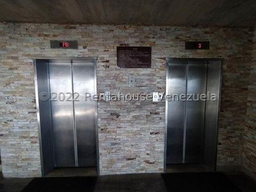 Imagen 3 de 11 de Apto. En Venta Playa Grande #23-15378 Johana Blan 04123368346