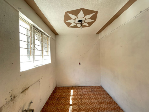 ¡vive O Invierte En Una Propiedad Con Alto Potencial En Ecatepec! Casa En Venta En Lazaro Cardenas, Ecatepec De Morelos