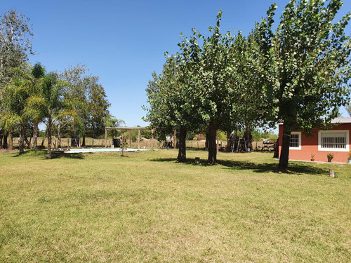 Venta Casa Quinta 4 Ambientes En Cañuelas, Cochera