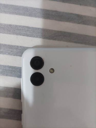 Celular Samsung A04 64gb 4 Ram (Usado)