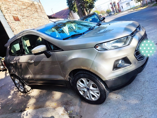 Imagen 2 de 15 de Ford Ecosport 2014 1.6 Titanium 110cv 4x2
