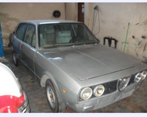 Imagem 3 de 3 de Alfa Romeo 2300 Alfa Sucata 2300 2300
